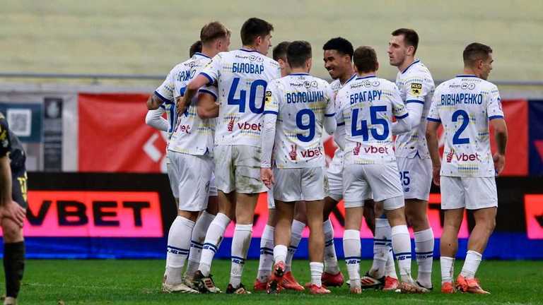 Игроки Динамо / Фото киевского клуба