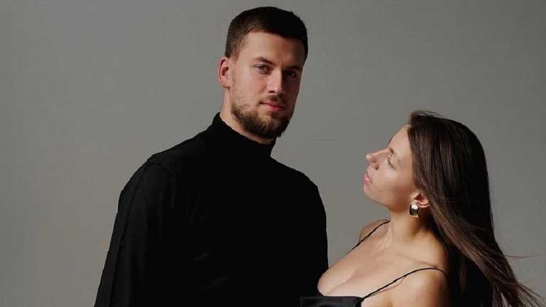 Михаил Романчук и Марина Бех-Романчук / Фото instagram.com/marynabekh Михаил Романчук и Марина Бех-Романчук / Фото instagram.com/marynabekh