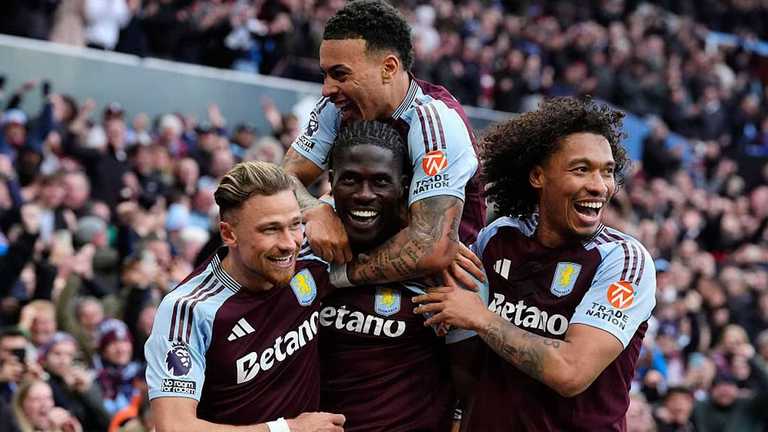 Игроки Астон Виллы празднуют гол / Фото Nick Potts/PA Images via Getty Images