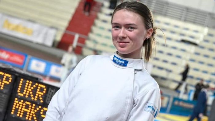 Україна виборола перше золото на молодіжному ЧЄ з фехтування – 17-річна Максименко дотиснула італійку