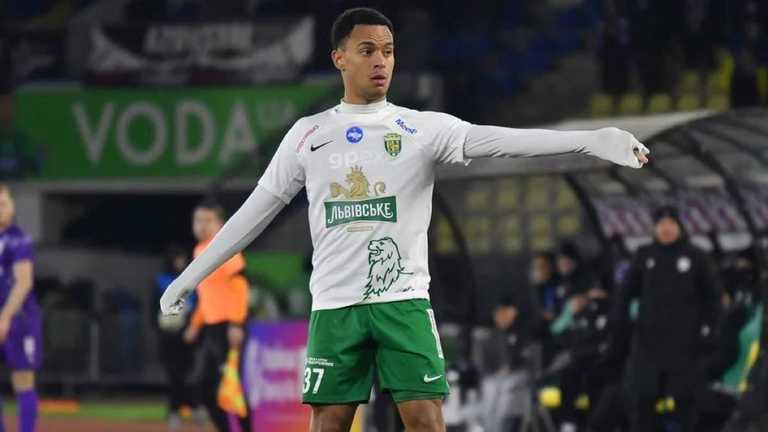 Бруніньйо / ФК Карпати Бруніньйо / ФК Карпати