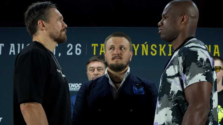 Олександр Усик та Даніель Дюбуа / Фото Getty Images Олександр Усик та Даніель Дюбуа / Фото Getty Images