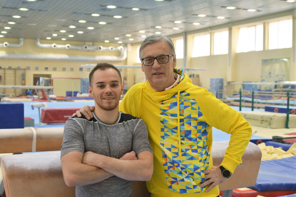 Українська федерація гімнастики підтвердила відсторонення тренера Сартинського – відома причина