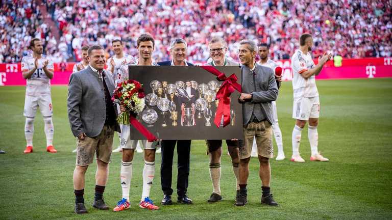 Баварія прощається з Томасом Мюллером / Kevin Voigt/GettyImages Баварія прощається з Томасом Мюллером / Kevin Voigt/GettyImages