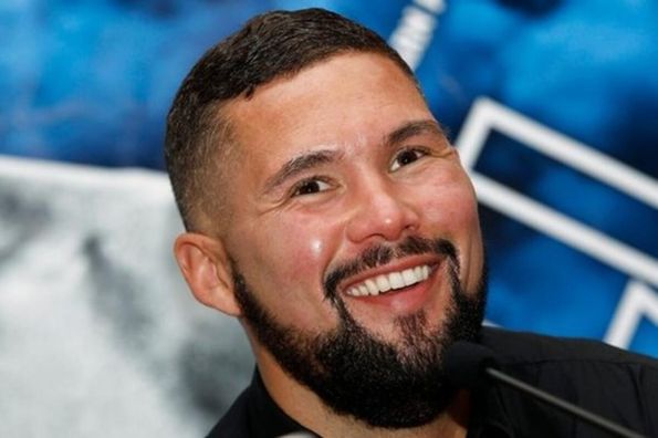 Зірковий британський боксер відверто оцінив Усика: "Він ненормальний"