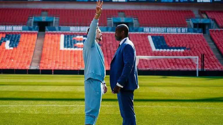 Олександр Усик і Даніель Дюбуа / Фото з instagram.com/usykaa Олександр Усик і Даніель Дюбуа / Фото з instagram.com/usykaa