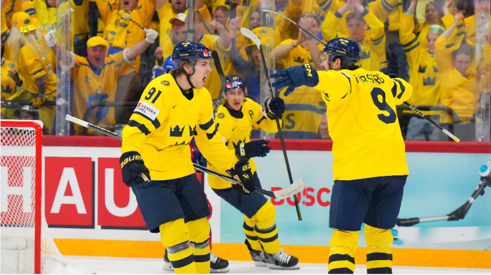 Збірна Швеції з хокею / IIHF