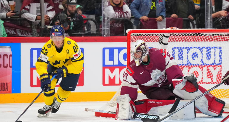 Латвия – Швеция – 0:6 / Фото IIHF