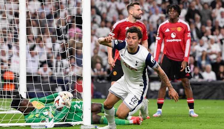 Тоттенхем – Манчестер Юнайтед – 1:0 / Photo by JOSEP LAGO/AFP via Getty Images Тоттенхем – Манчестер Юнайтед – 1:0 / Photo by JOSEP LAGO/AFP via Getty Images