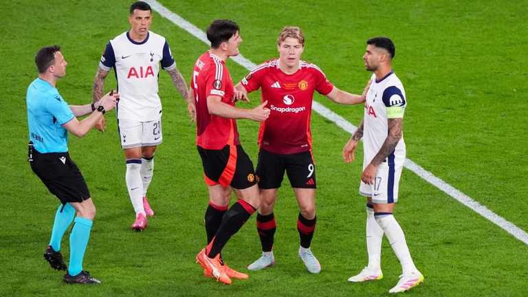 Харрі Магуайр та Крістіан Ромеро / Getty Images Харрі Магуайр та Крістіан Ромеро / Getty Images