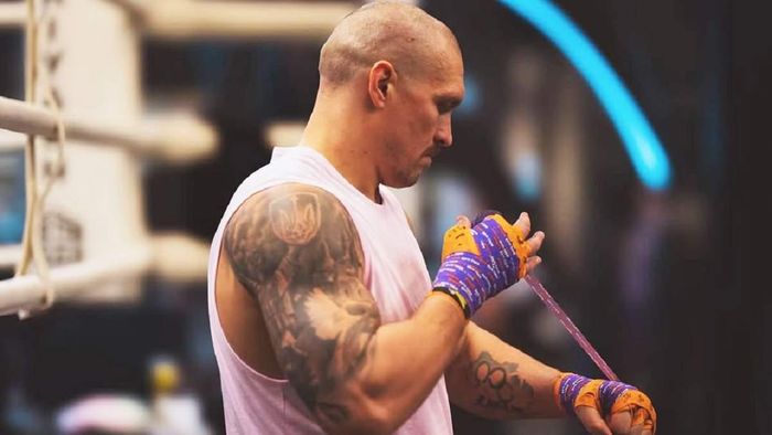 Екс-чемпіон світу прогнозує нокаут у реванші Усик – Дюбуа: "Все вирішиться не раніше восьмого раунду"