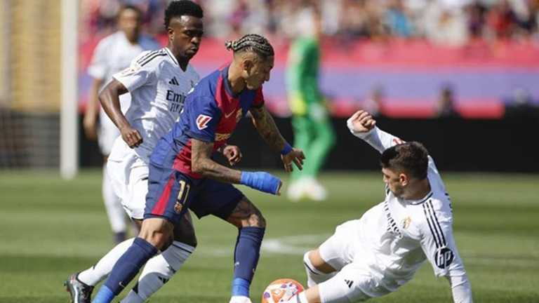 Барселона – Реал / фото: Alberto Estevez / EFE Барселона – Реал / фото: Alberto Estevez / EFE