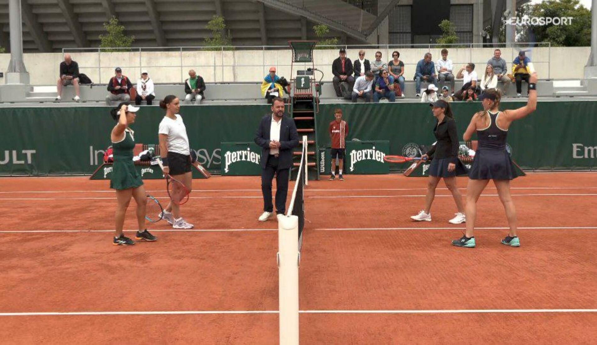 Калинина с Сюй против Бабош и Стефани / Скриншот