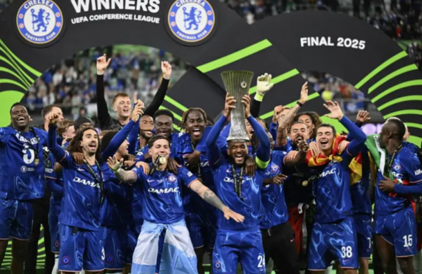 Церемония награждения Челси после триумфа в ЛК прошла без Мудрика – видео ярких эмоций