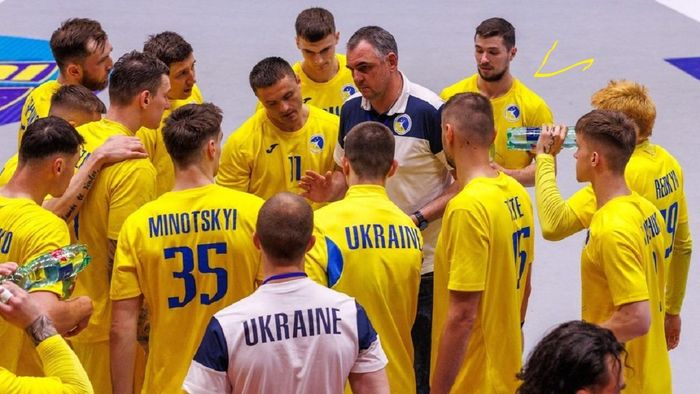 Сборная Украины по гандболу проиграла Нидерландам, но сохранила шанс отобраться на Евро-2026