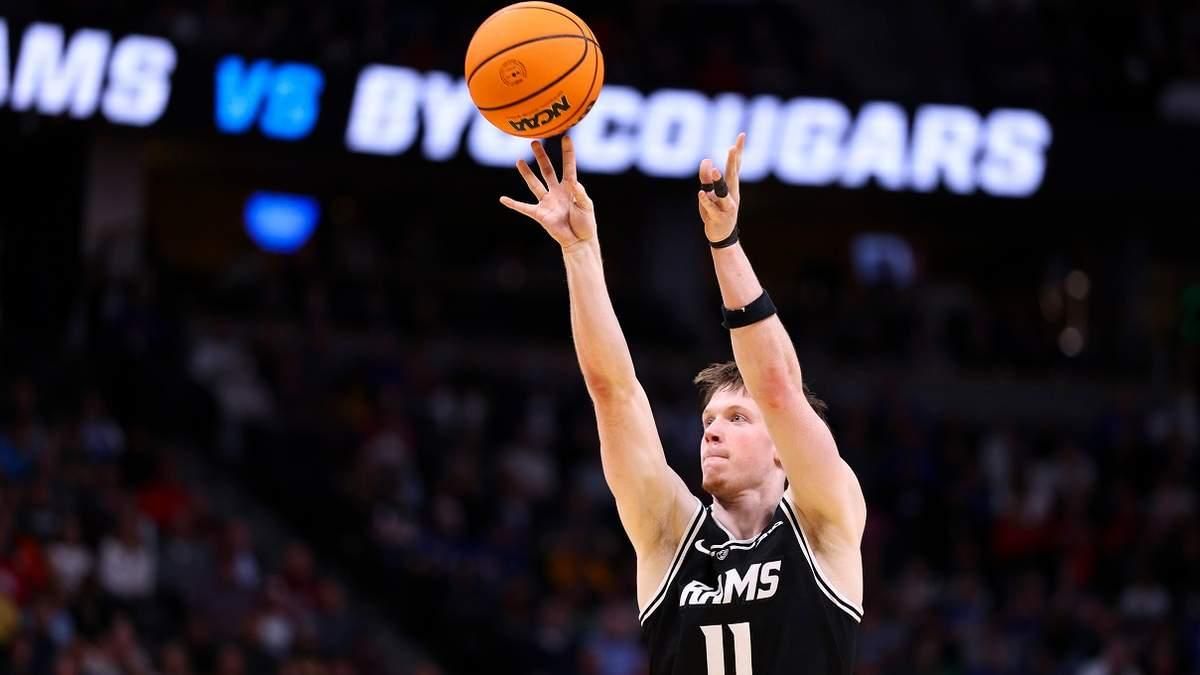 Максим Шульга / Фото Jamie Schwaberow/NCAA Photos via Getty Images 