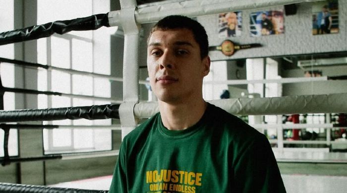 Український боксер Івков нокаутував узбека у першому раунді – відео нищівного удару