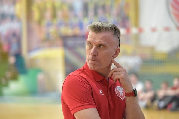 ФБУ дискваліфікувала та оштрафувала двох тренерів через підкуп судді