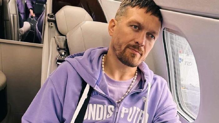 Зірковий боксер висловився про можливий бій з Усиком: "Я знаю його слабкі сторони"