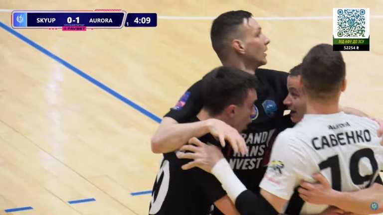 Игроки Авроры / Скриншот из видео Игроки Авроры / Скриншот из видео