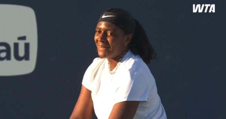 Хейлі Баптіст / Скріншот