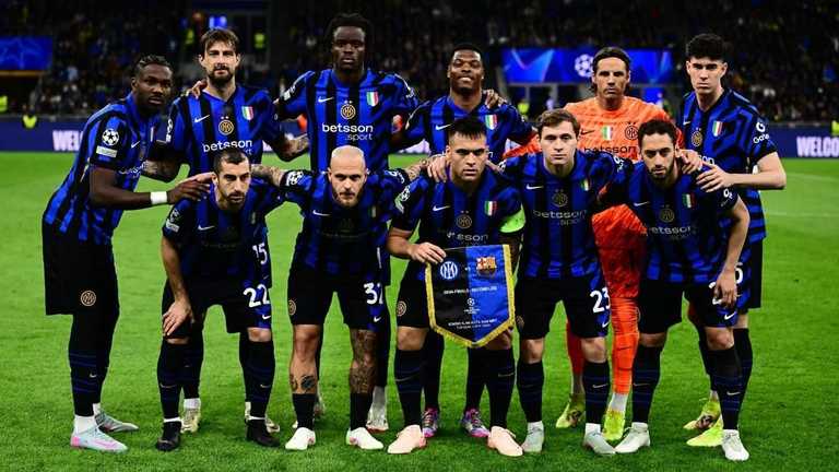 Гравці Інтера / фото: MARCO BERTORELLO/AFP via Getty Images Гравці Інтера / фото: MARCO BERTORELLO/AFP via Getty Images