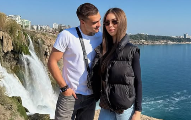 Игрок Динамо сделал роскошный подарок любимой: "Спасибо вселенной за мужчину"