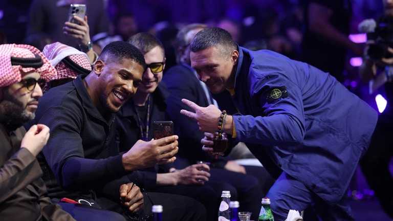 Джошуа и Усик / Фото Getty Images