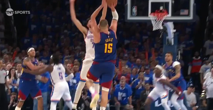 НБА: 44 очки Йокіча не врятували, відомий перший півфіналіст плей-офф