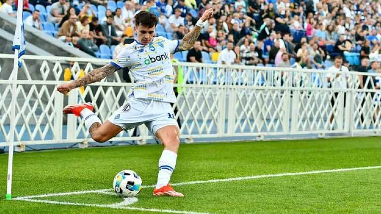 Микола Шапаренко / ФК Динамо Київ Микола Шапаренко / ФК Динамо Київ