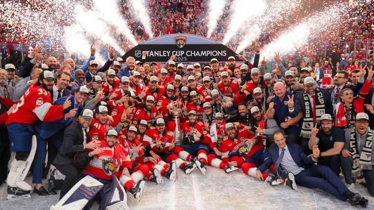 Флорида здобула Кубок Стенлі / Фото Imago Флорида здобула Кубок Стенлі / Фото Imago