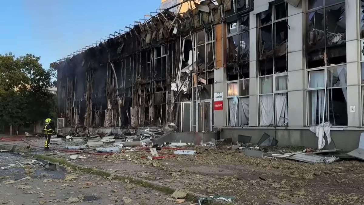 Спортивно-оздоровчий комплекс КПІ після обстрілу окупантів / скріншот 