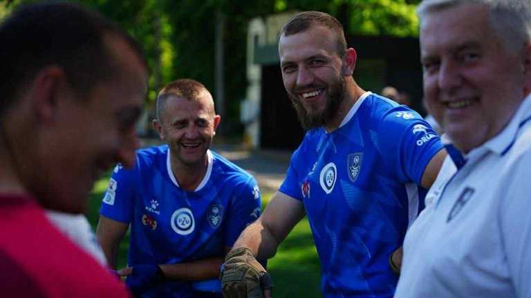 Микола Гатала з побратимами / Фото надане героєм Микола Гатала з побратимами / Фото надане героєм