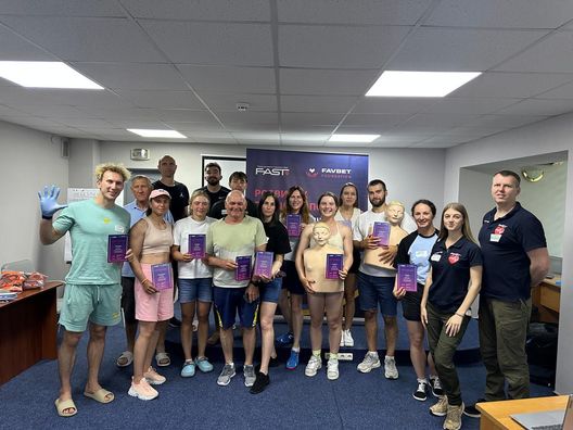 Сила помощи: тренинг в Олимпийском колледже имени Ивана Поддубного от FAST и Favbet Foundation