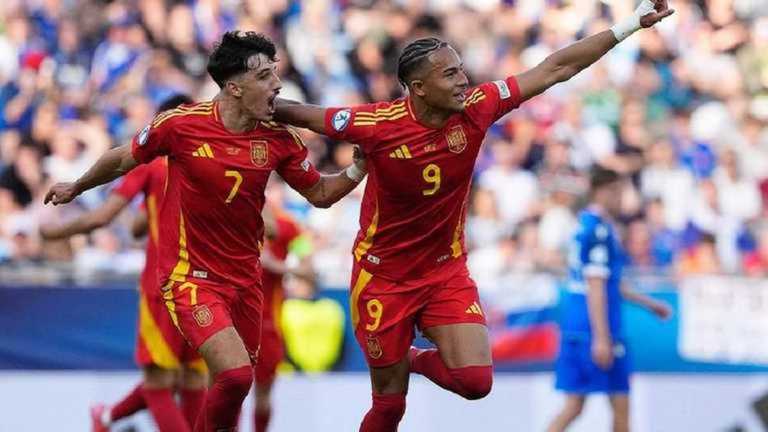 Збірна Іспанії U-21 / Selección Española Masculina de Fútbol Збірна Іспанії U-21 / Selección Española Masculina de Fútbol