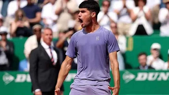 Алькарас у п'ятисетовому трилері дотиснув екс-переможця Australian Open та пройшов до другого кола Вімблдона