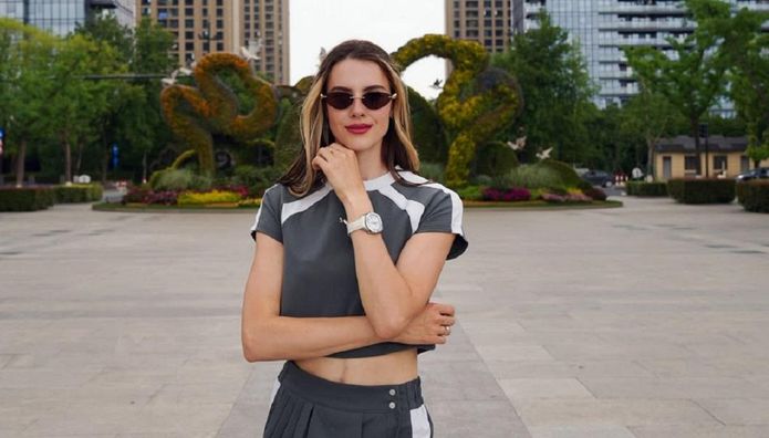 Магучіх з подругою розривають мережу драйвовим танцем: "Рок-зірки на старті"