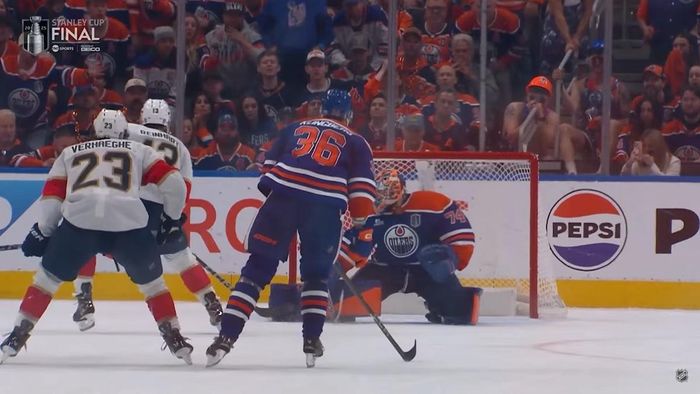 Финал Кубка Стэнли: Флорида выгрызла победу над Эдмонтоном и сравняла счет в серии