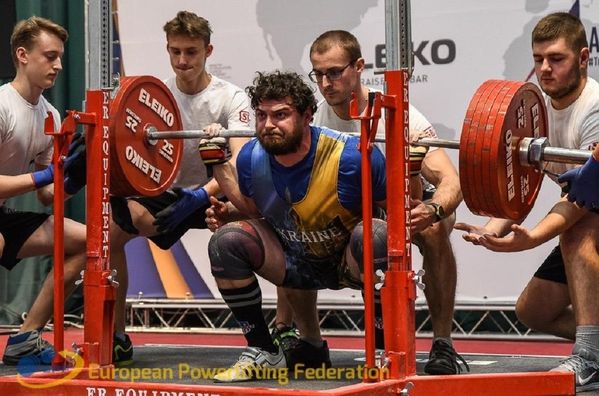 Тренувальний процес і роль харчових добавок та вітамінів: досвід Артема Гончара