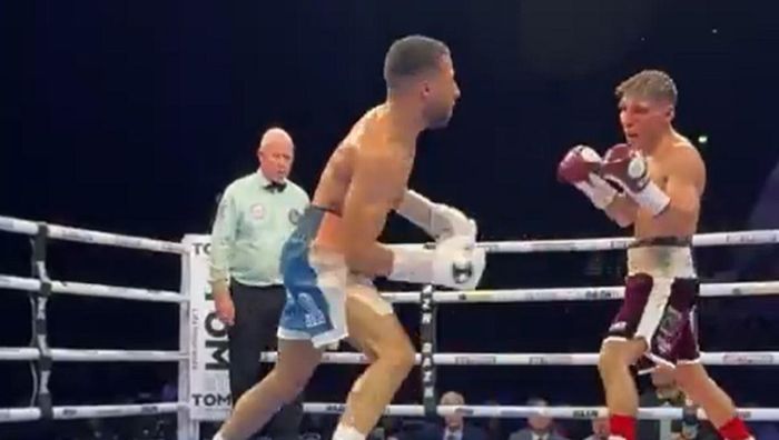 Олімпійський чемпіон з боксу сенсаційно програв напівтитул аутсайдеру – відео рубки