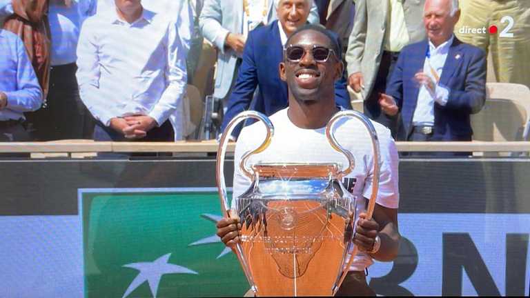 Усман Дембеле / Скриншот Усман Дембеле / Скриншот