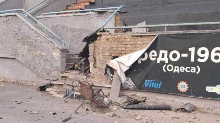 Зруйнований стадіон Спартак / Фото Юлія Хан Зруйнований стадіон Спартак / Фото Юлія Хан