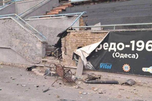 Легендарний стадіон Спартак пошкоджений внаслідок російського обстрілу Києва – фото руйнувань