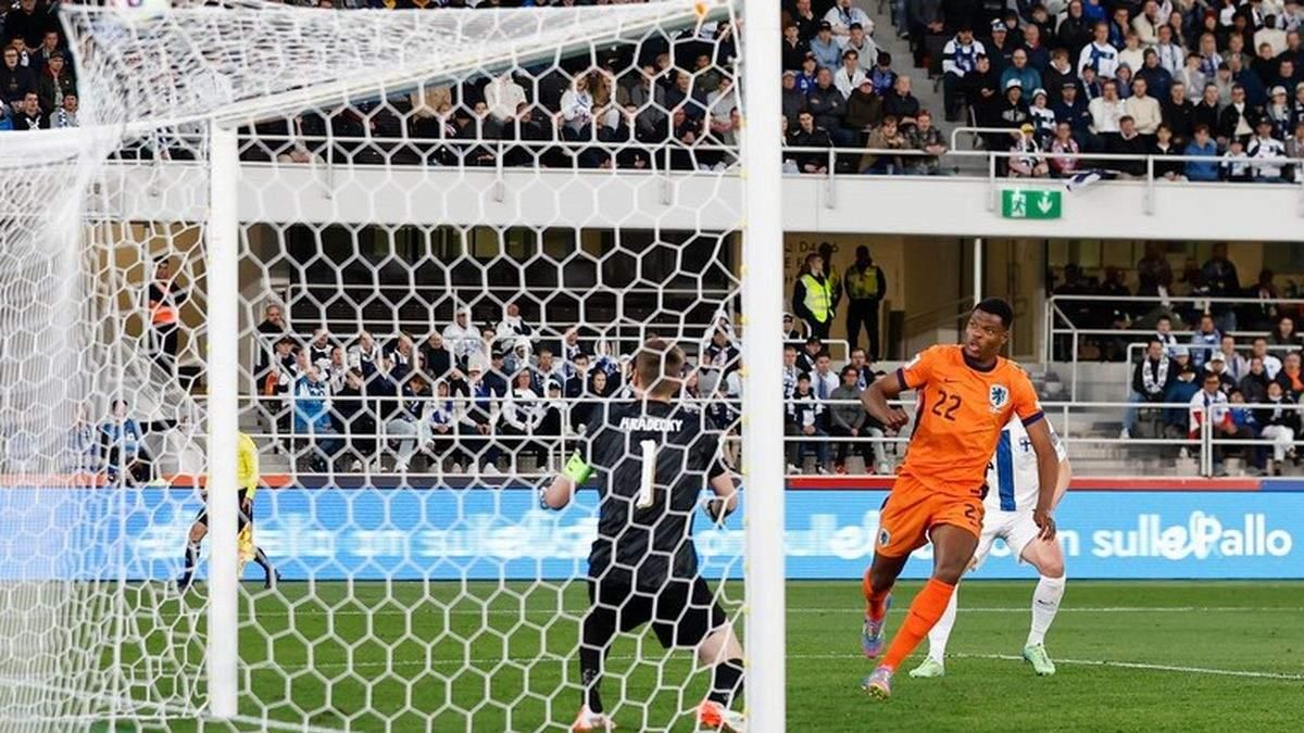 Дензел Дюмфрис / Pro Shots Дензел Дюмфрис / Pro Shots