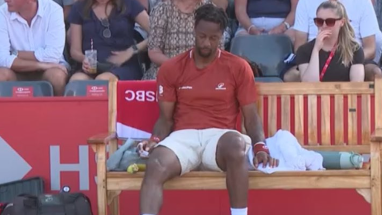 Гаель Монфіс / Скріншот з відео Гаель Монфіс / Скріншот з відео