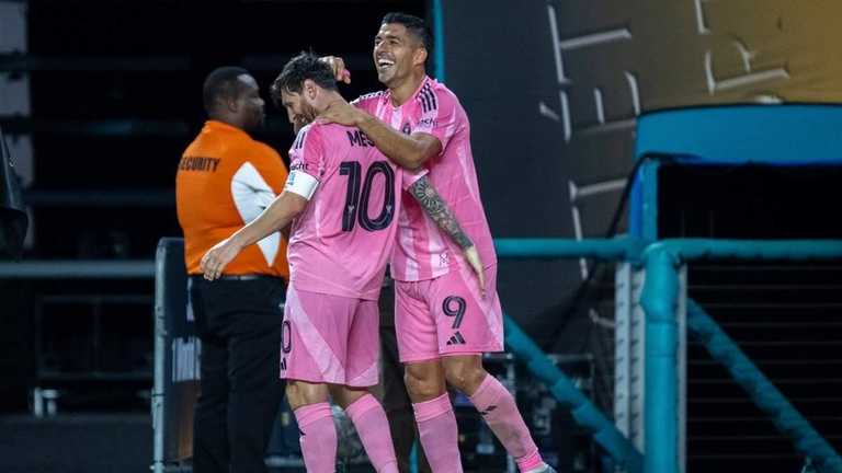 Месси и Суарес / Фото Sebastian Frej/Getty Images Месси и Суарес / Фото Sebastian Frej/Getty Images