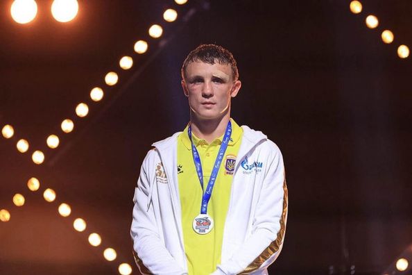 Український боксер зазнав дебютної поразки в кар'єрі в 1/8 Гран-прі WBC в Саудівській Аравії 