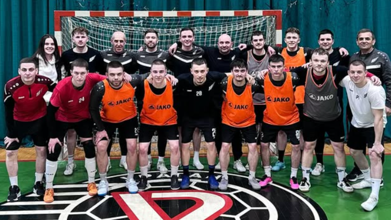 Гравці Урагана / Фото Ураган Гравці Урагана / Фото Ураган