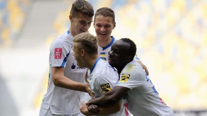 Динамо официально отпустило полузащитника сборной Украины