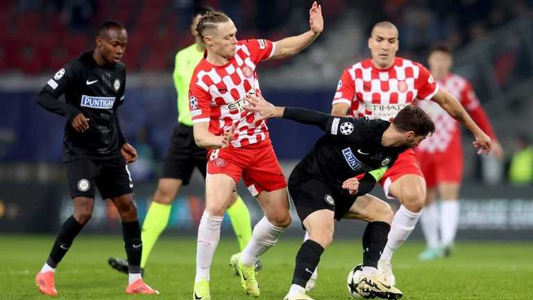 Віктор Циганков (в центрі) / Getty Images Віктор Циганков (в центрі) / Getty Images